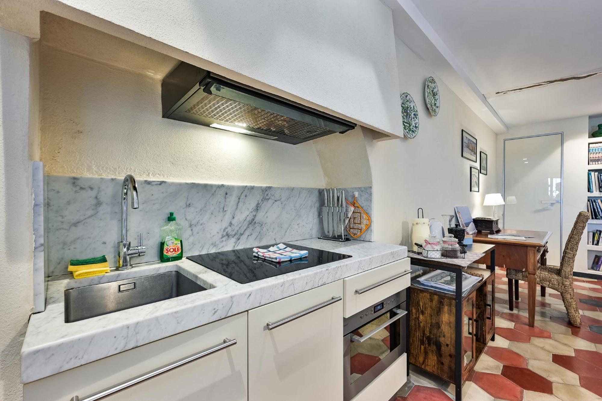 Baian Apartment Genoa